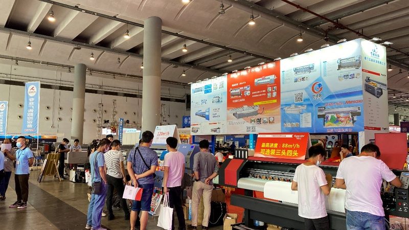 小型广告制作店加盟品牌怎么查